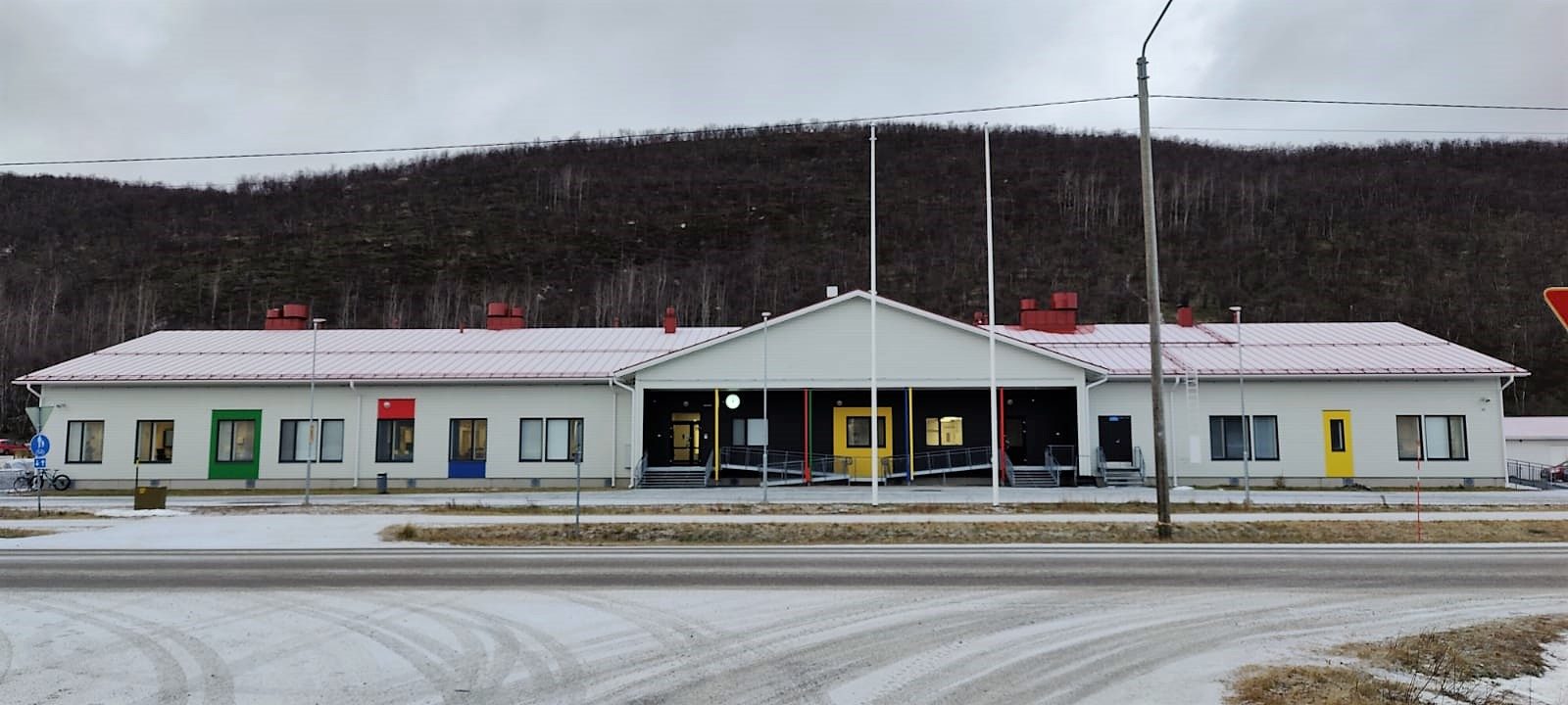 Utsjoen saamelaislukio kutsuu entiset opiskelijansa 40-vuotisjuhlaan 4.12. – ilmoittaudu 14.11. mennessä
